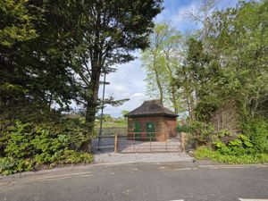 Photo 7- click for photo gallery